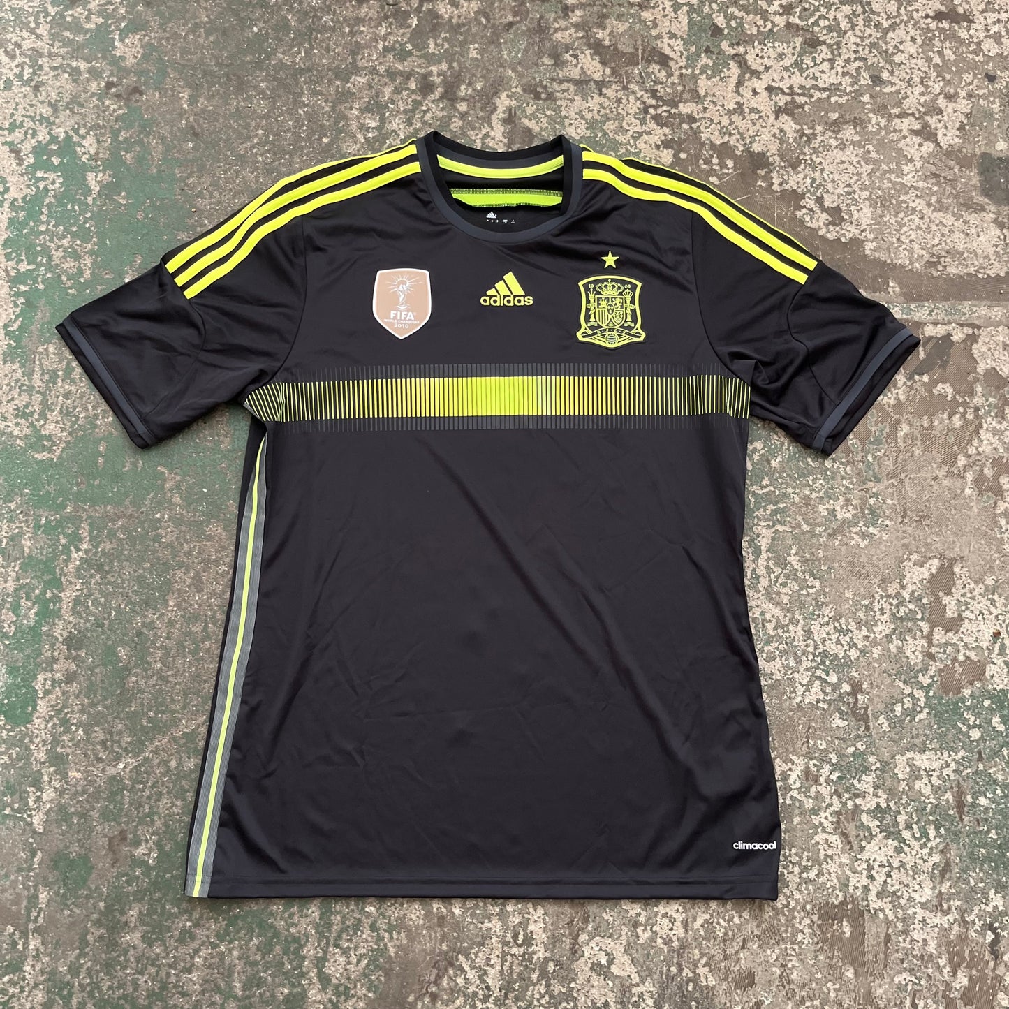 Spain Away World Cup 2014 (L)