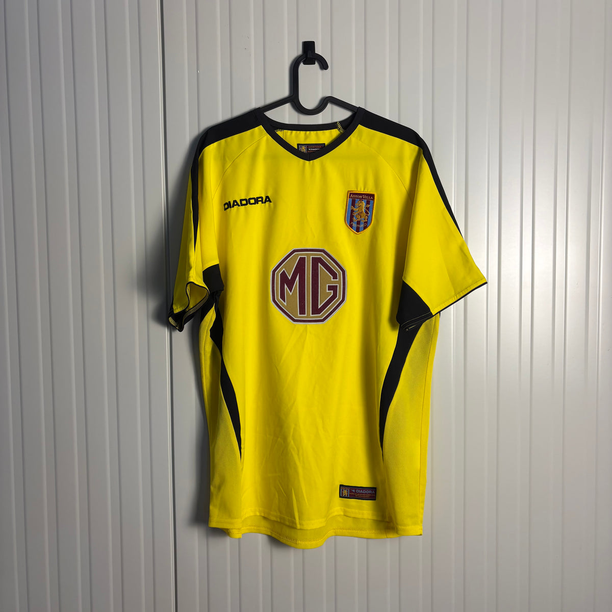 Aston Villa Away 03/04 (S)