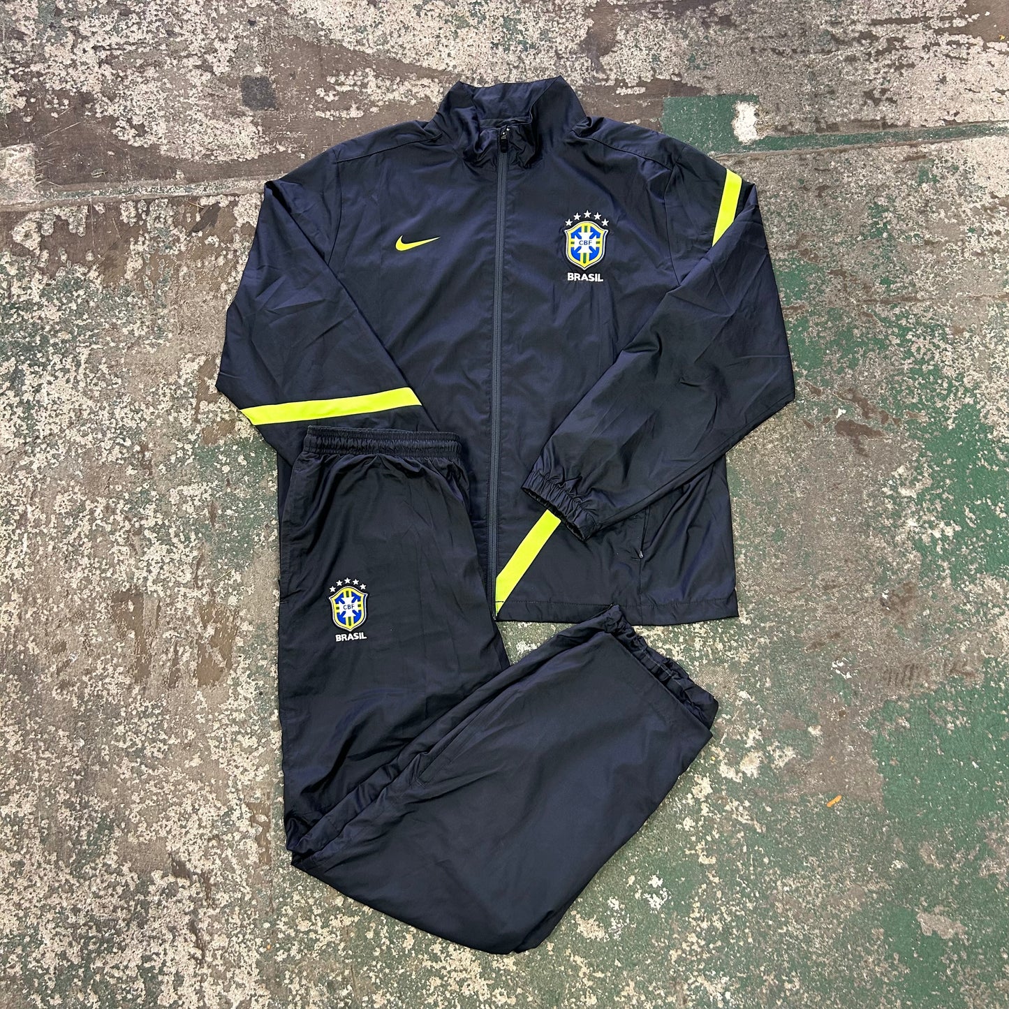 Brazil Tracksuit 11/12 (XL)