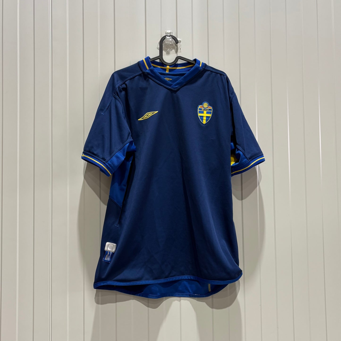 Sweden Away Euro 2004 (L)