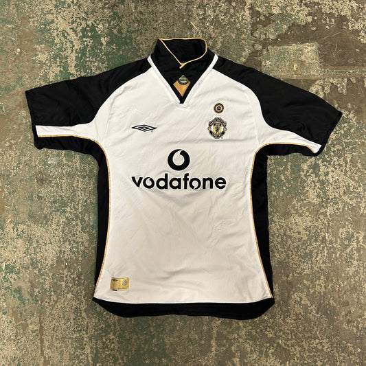 Manchester United Away 01/02 (M)