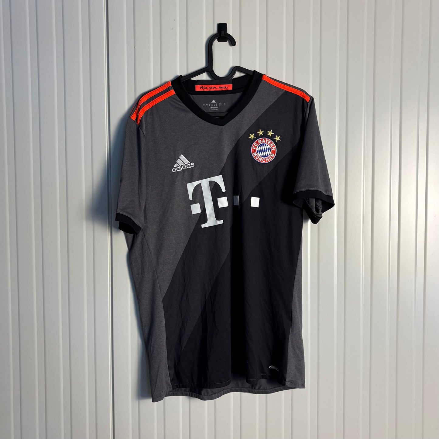 FC Bayern München Away 16/17 (M)