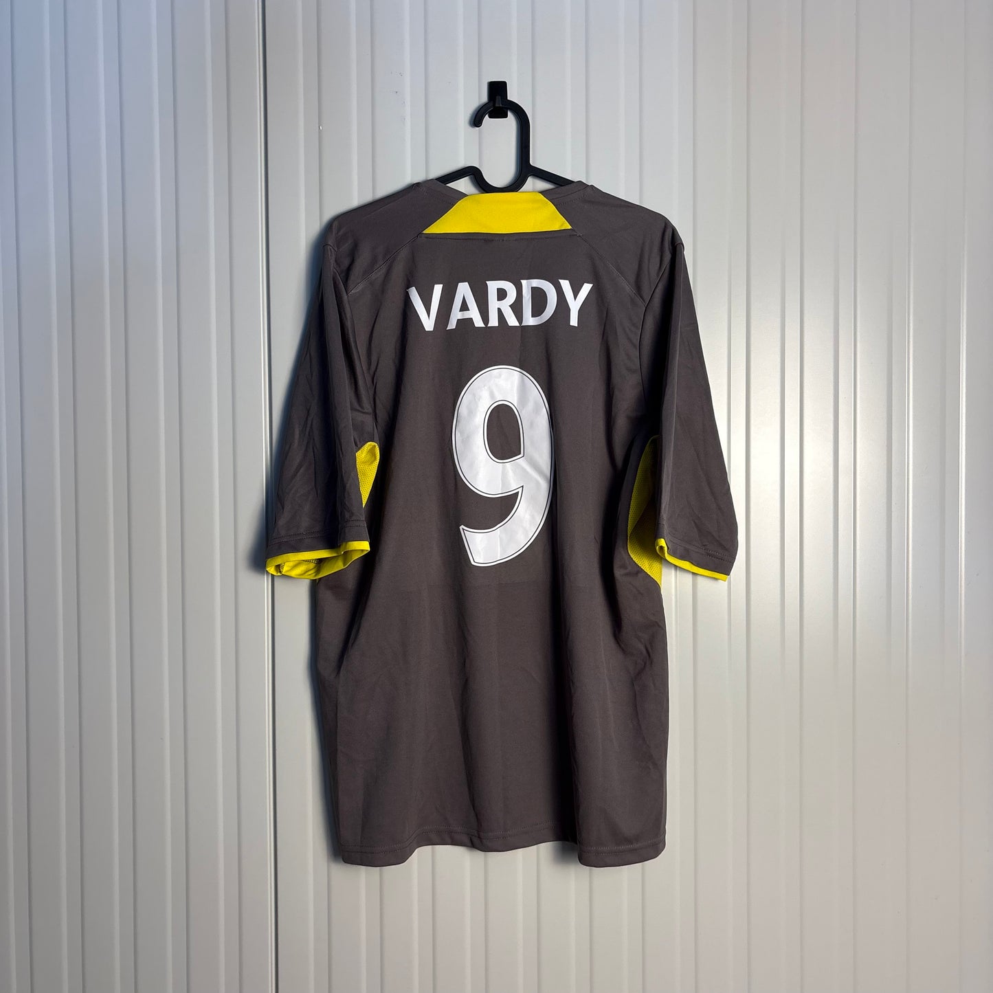 Leicester City Away VARDY 13/14 (L) NEW