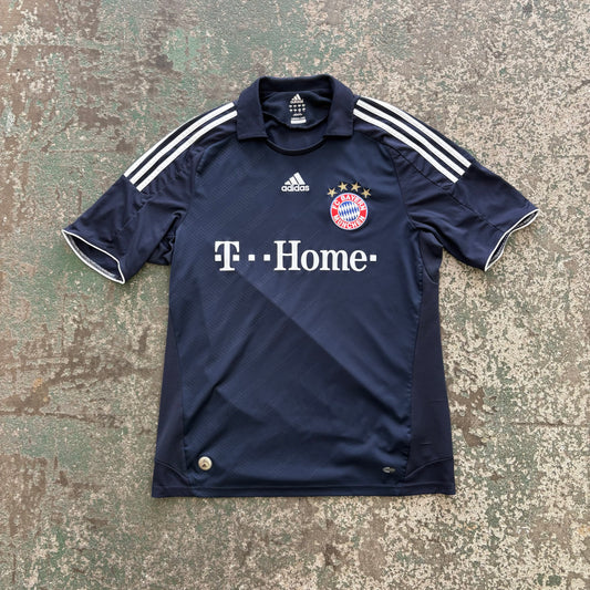 FC Bayern Away 09/10 (L)