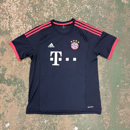 FC Bayern 3rd 15/16 (L)